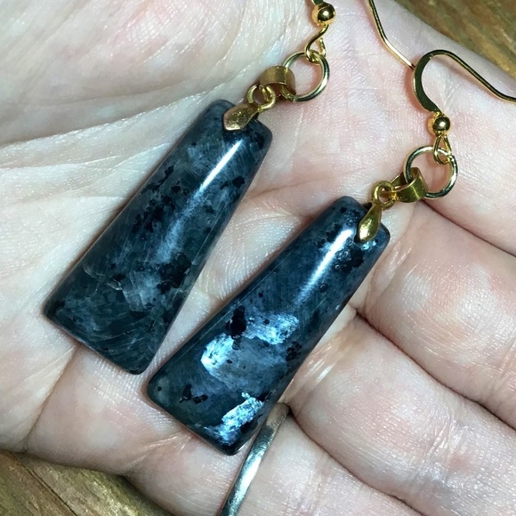 handmade blue black real larvikite gold plated earring - Picture 8 of 8